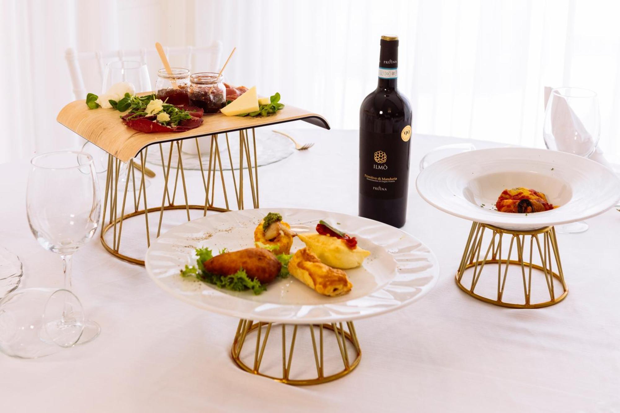 סן ג'יואבאני רוטונדו Hotel Leon - Ristorante Al Cavallino Rosso מראה חיצוני תמונה